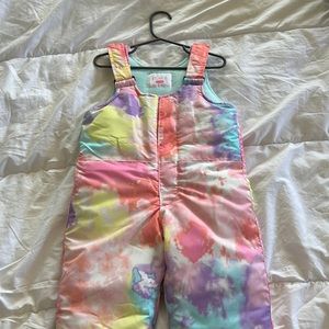 The Children’s Place 18-24month snow suit. Rainbow tie-dye, In perfect condition
